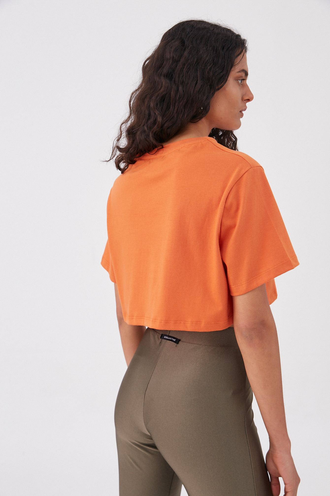 Remera Crop Brea - U Collective