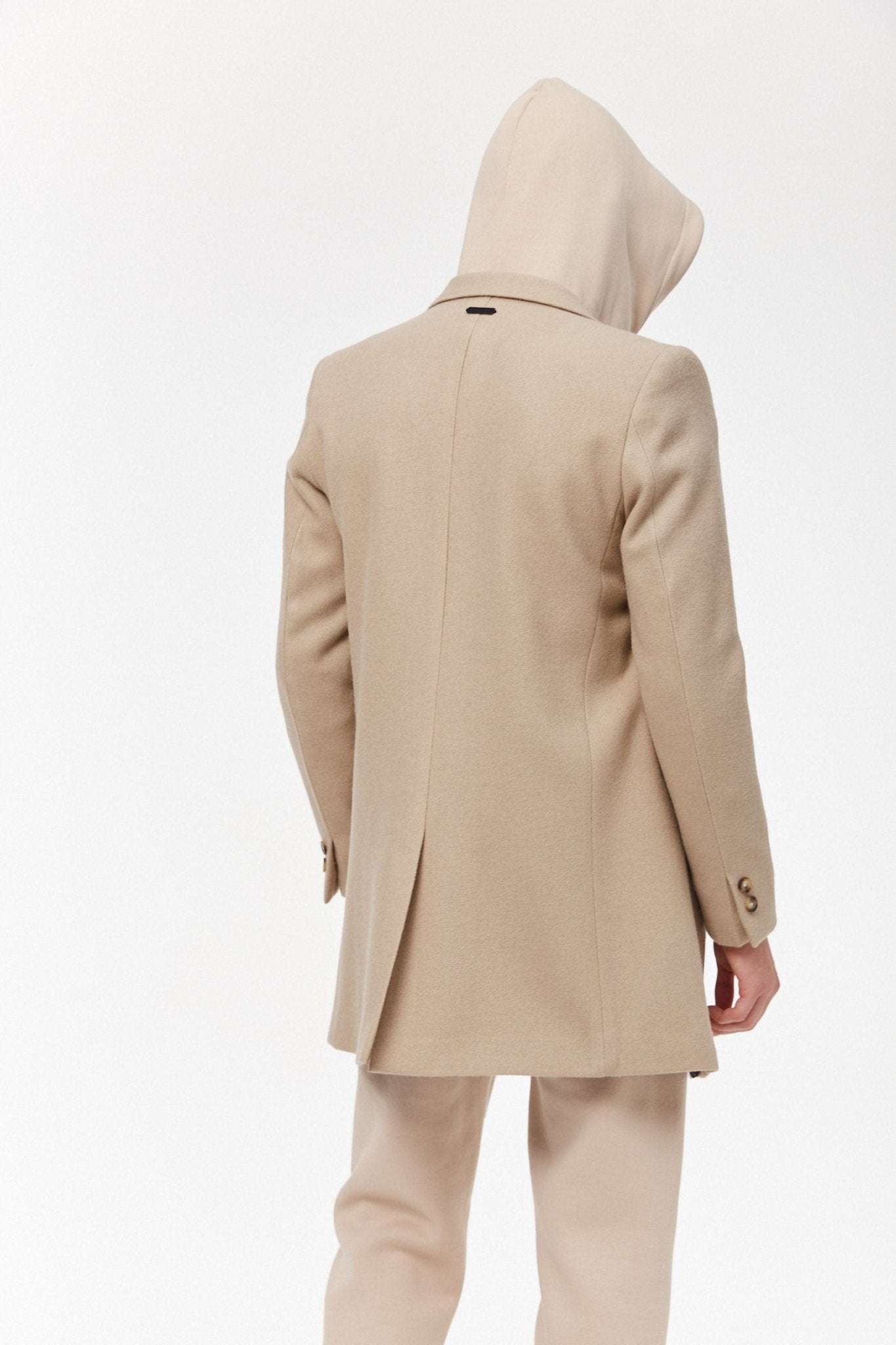 Tapado Velmont - U Collective